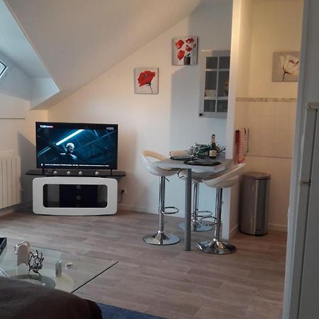 Le Parmentier Apartamento Compiègne Exterior foto
